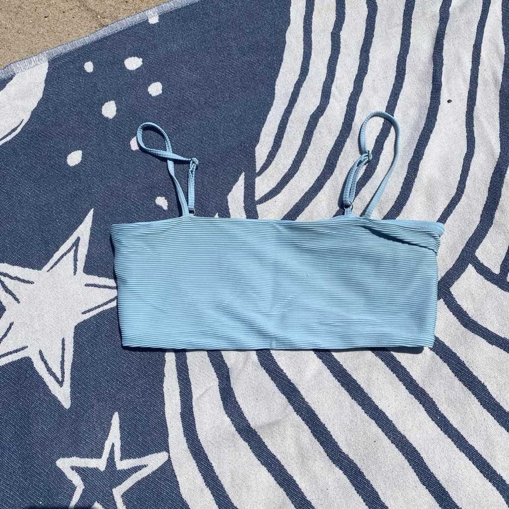 Billabong Baby Blue Ribbed Tube Bikini Top w Removable Straps Sz L Surf Beach